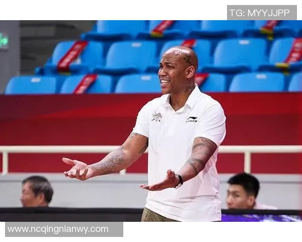 北京网球队的盯防体系解析与战术运用探讨