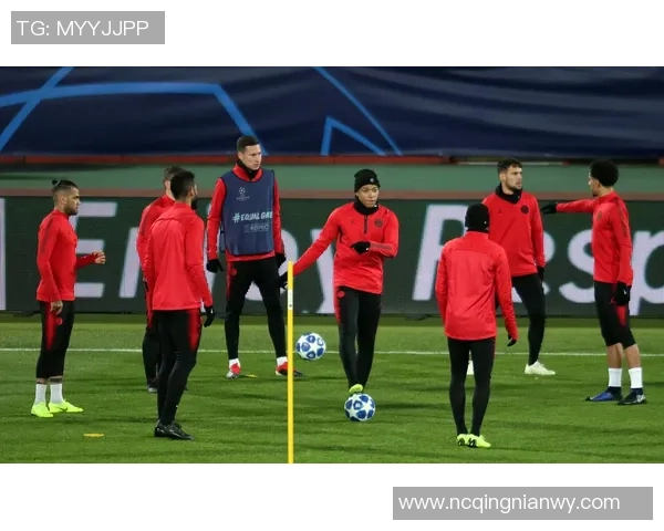 足球明星热身时刻大盘点揭秘他们赛前的独特准备和训练方式 足球明星热身时刻大盘点揭秘他们赛前的独特准备和训练方式