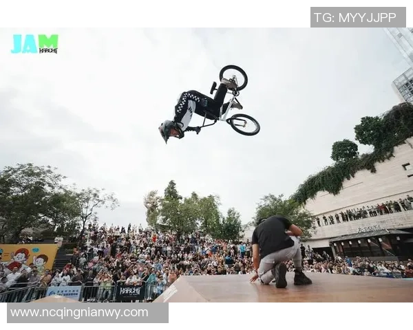 极限运动嘉年华特别报道：广州滑板队的转型之路