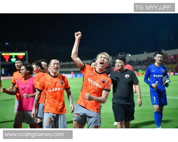 专业解读：深圳足球队的包夹打法